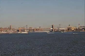 Harbor House Bed And Breakfast New York Bed & Breakfast