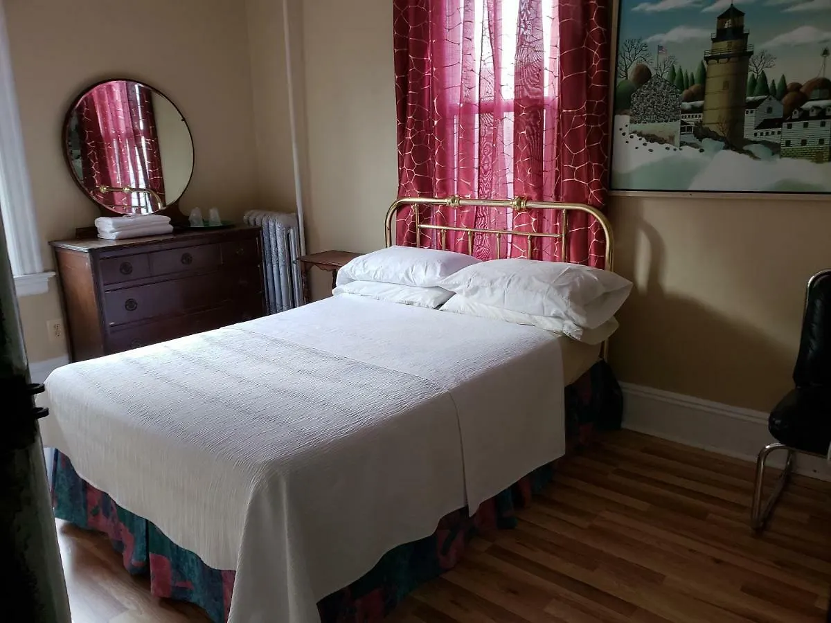 Bed & Breakfast Harbor House Bed And Breakfast New York